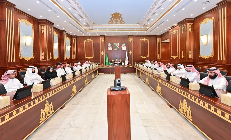 MU COUNCIL HOLDS EIGHTH MEETING FOR ACADEMIC YEAR 1445 -  جامعة المجمعة 
