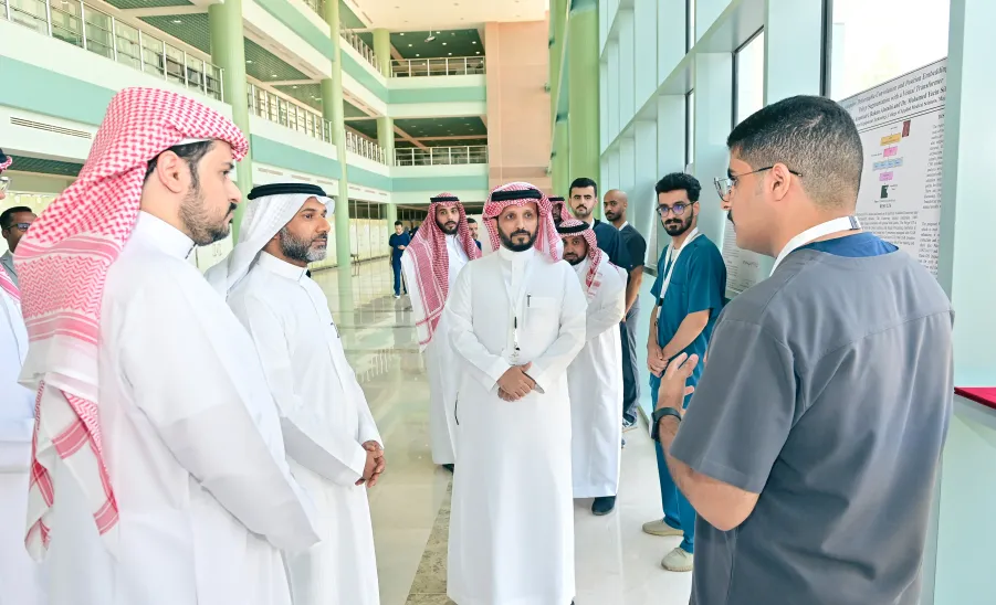 وكيل الجامعة للدراسات العليا والبحث العلمي يفتتح فعاليات يوم البحث العلمي والابتكار السنوي الثالث بكلية العلوم الطبية التطبيقية - جامعة المجمعة