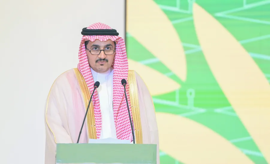  برعاية صاحب السمو الملكي الأمير فيصل بن بندر بن عبدالعزيز آل سعود - أمير منطقة الرياض – الجامعة تقيم حفل تخريج الدفعة الخامسة عشرة من طلابها - جامعة المجمعة 