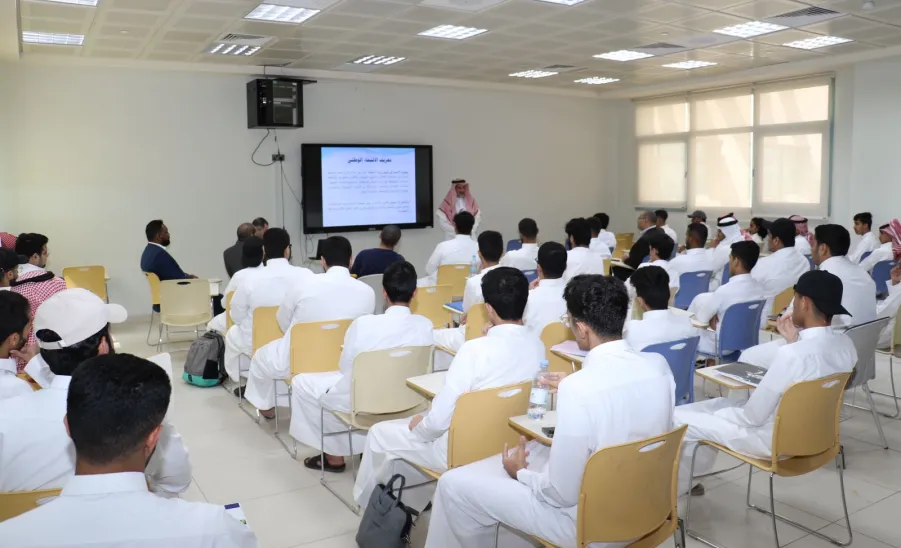 الكلية التطبيقية تقيم ندوة بعنوان : (الانتماء الوطني: المفهوم والمهددات والمعززات) -  fig1