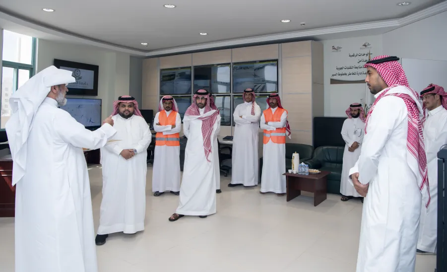 وكيل الجامعة للتنمية والاستثمار يدشن عدداً من مبادرات وفعاليات الإدارة العامة للخدمات - وكيل الجامعة للتنمية والاستثمار يدشن عدد من مبادرات وفعاليات الإدارة العامة للخدمات