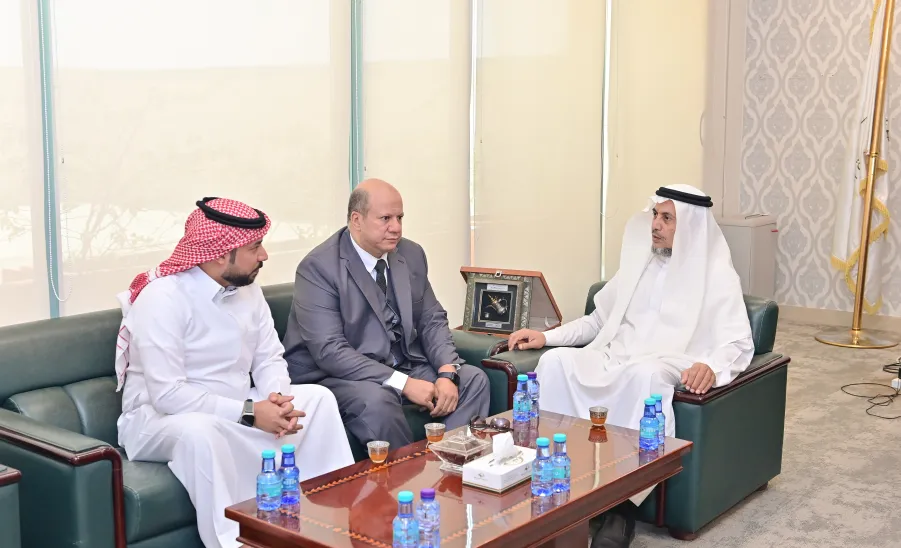Applied College signs MoU with Numo Training Company  - جامعة المجمعة