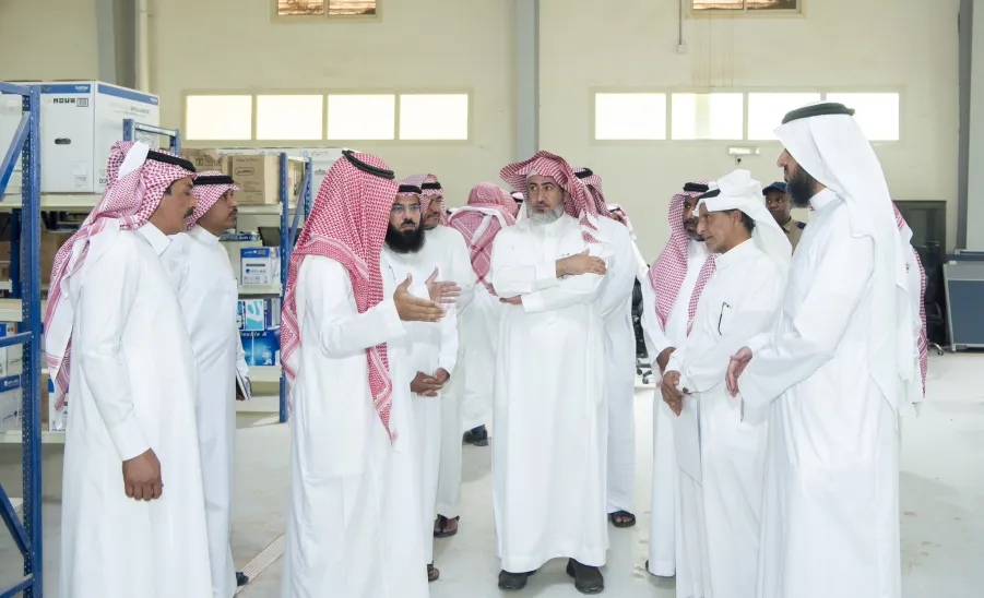 وكيل جامعة المجمعة للتنمية والاستثمار يتفقد مقر كلية الشريعة والقانون بمحافظة الغاط - وكيل جامعة المجمعة للتنمية والاستثمار يتفقد مقر كلية الشريعة والقانون بمحافظة الغاط