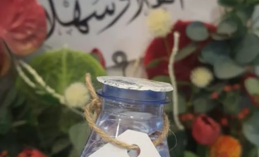 GAS welcomes female students with roses  - 1