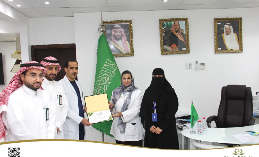 عميد الكلية تقوم بزيارة لمستشفى الملك خالد بالمجمعة -  زيارة مستشفى الملك خالد بالمجمعة