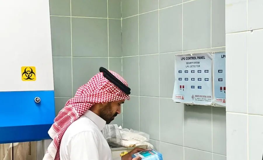 الإدارة تُنفذ جولات ميدانية لمتابعة اشتراطات السلامة و الصحة المهنية و البيئة بمقرات الجامعة - الإدارة تُنفذ جولات ميدانية لمتابعة اشتراطات السلامة و الصحة المهنية و البيئة بمقرات الجامعة