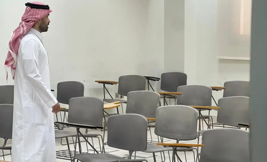 الإدارة تُنفذ جولات ميدانية لمتابعة اشتراطات السلامة و الصحة المهنية و البيئة بمقرات الجامعة - الإدارة تُنفذ جولات ميدانية لمتابعة اشتراطات السلامة و الصحة المهنية و البيئة بمقرات الجامعة