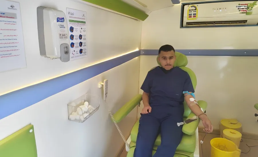 The Blood Bank launches a blood donation campaign in the health college complex
 -  حملة تبرع بالدم