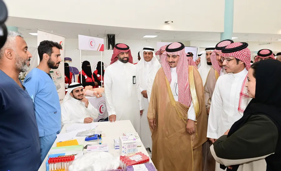برعاية رئيس الجامعة وحضور رئيس مركز حوطة سدير : الجامعة تقيم حفل افتتاح كلية التمريض -  جامعة المجمعة