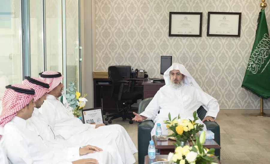 وكيل الجامعة للتنمية والاستثمار يستقبل فريق الإدارة العامة للموارد البشرية -  وكيل الجامعة للتنمية والاستثمار يستقبل فريق الإدارة العامة للموارد البشرية