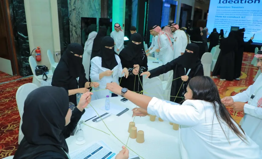  طلبة كلية التمريض يشاركون في الملتقى السنوي الثاني للابتكار والإبداع 2024 بتنظيم الإدارة العامة للخدمات الصحية بوزارة الدفاع -   مشاركة طلاب كلية التمريض في الملتقى السنوي الثاني للابتكار والإبداع 2024 للإدارة العامة للخدمات الصحية بوزارة الدفاع