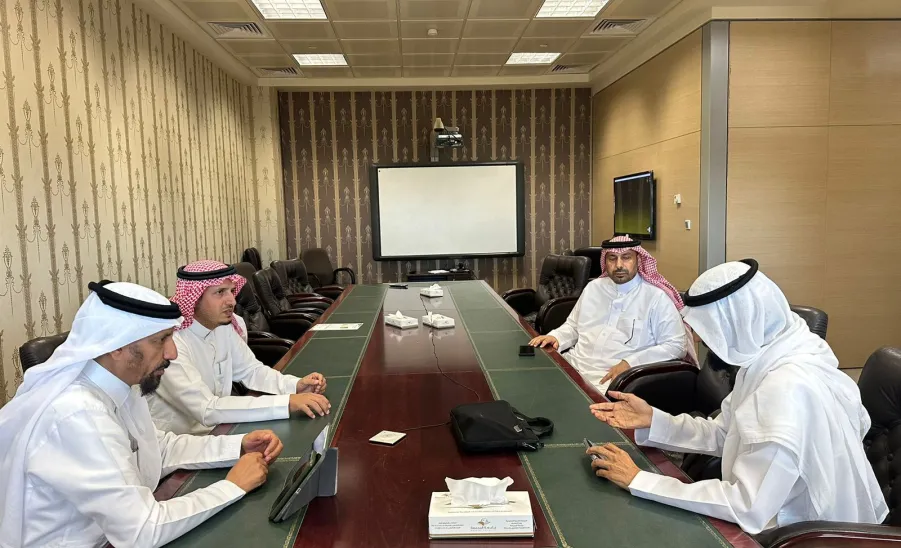 The Dean meets a member of the Intellectual Awareness Unit -  عميد كلية التربية يلتقي عضو وحدة التوعية الفكرية