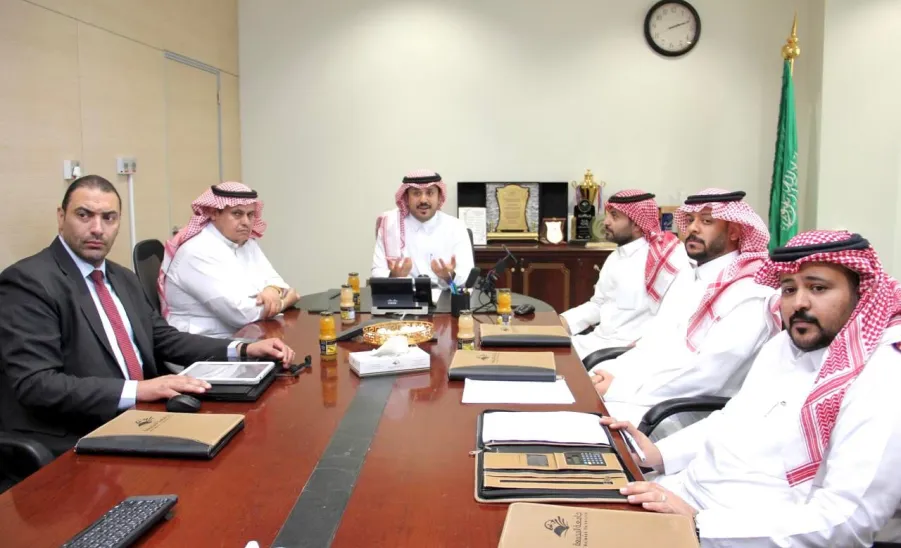 A regular meeting held by the Applied College and its branches  - اجتماع 
