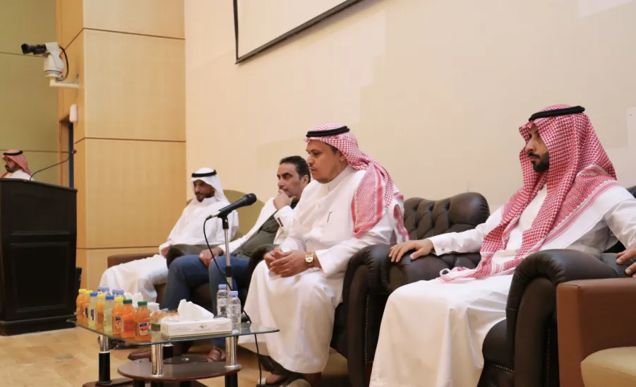 Applied College holds a meeting for new students in Zufli branch  - القاء التعريفي بالزلفي 