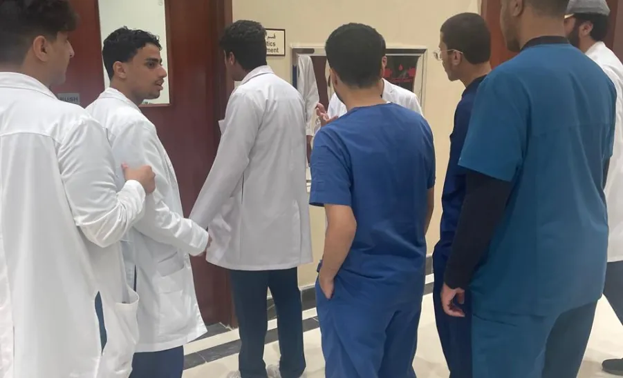 طلاب الكلية يقومون بزيارة الى المختبرات الطبية التشخيصية بمجموعة الدكتور سليمان الحبيب الطبية بمدينة الرياض - زيارة الحبيب