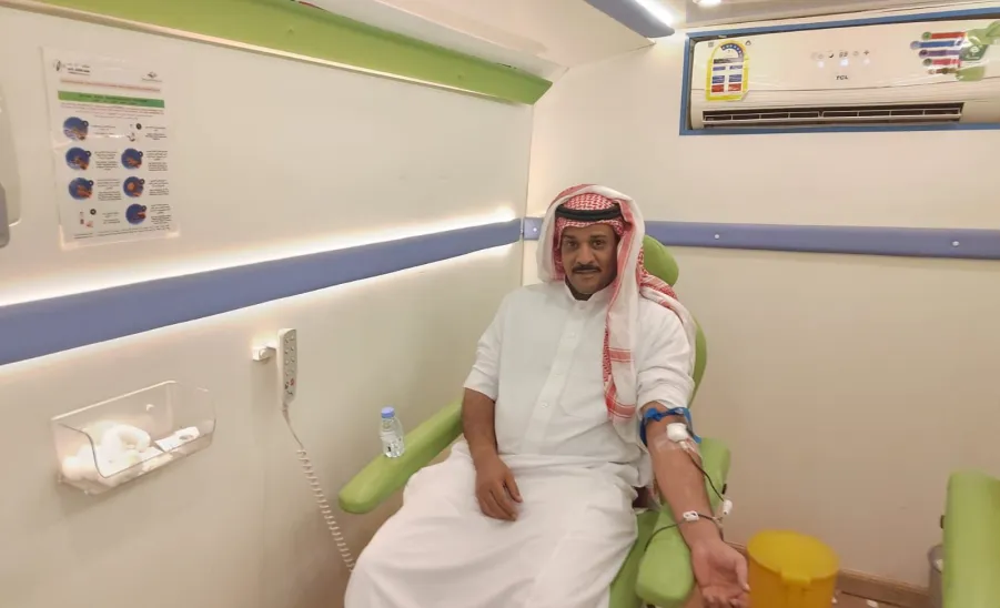 A blood donation campaign on the 94th national day -  بمناسبة اليوم الوطني مرصد المسؤولية الاجتماعية ينفذ حملة تبرع بالدم في بلدية جلاجل