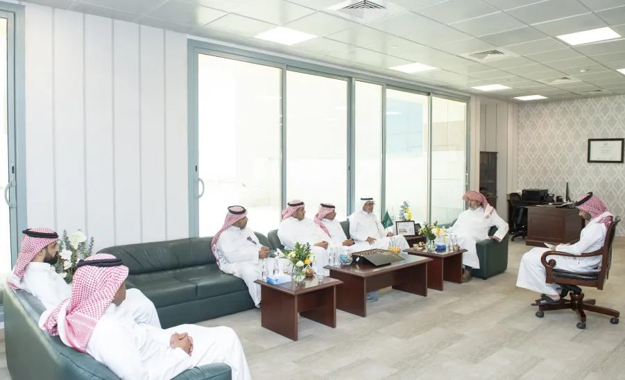 MU Vice-Rector for Development and Investment launches an initiative to distribute electric wheelchairs for people with motor disabilities -  وكيل الجامعة للتنمية والاستثمار يدشن مبادرة الكراسي الكهربائية المساعدة لذوي الإعاقة الحركية
