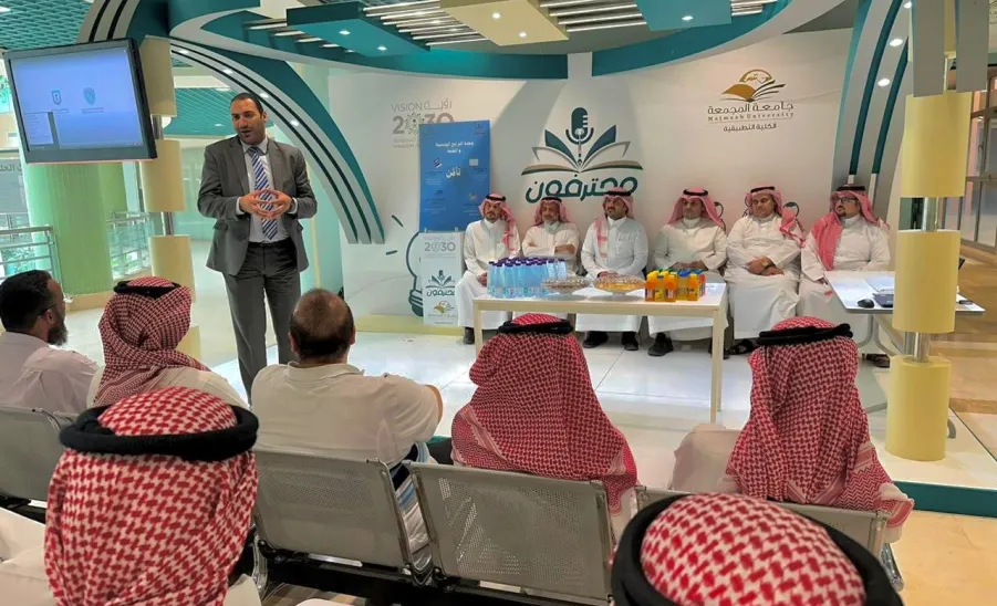الكلية التطبيقية تقيم ندوة تثقيفية بعنوان : التوعية بمفاهيم الأمن السيبراني تَأمَّن - مؤتمر 