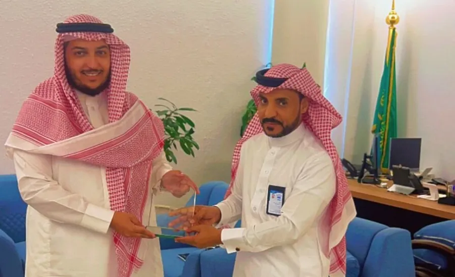 مركز الوثائق والمحفوظات يزور جامعة القصيم  - .