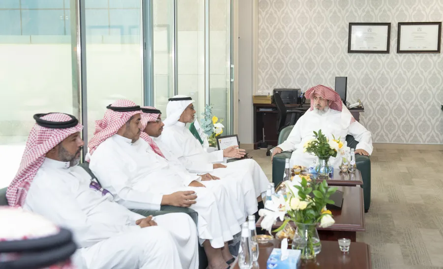 MU Vice-Rector for Development and Investment launches an initiative to distribute electric wheelchairs for people with motor disabilities -  وكيل الجامعة للتنمية والاستثمار يدشن مبادرة الكراسي الكهربائية المساعدة لذوي الإعاقة الحركية