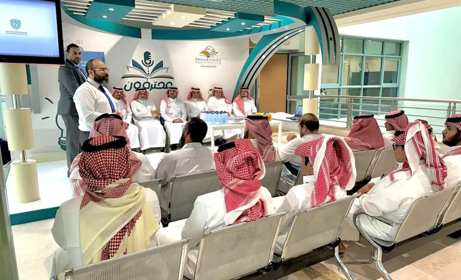 الكلية التطبيقية تقيم ندوة تثقيفية بعنوان : التوعية بمفاهيم الأمن السيبراني تَأمَّن - مؤتمر 
