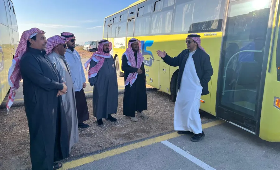 مدير عام الإدارة العامة للخدمات بمعية مدراء الفروع بالكليات يتفقد عدد من مواقع النقل  - 2
