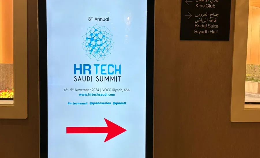 The college's students visit Saudi HR Technology Summit  -  كلية ادارة الأعمال 