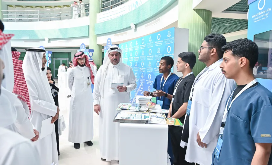 AN EXHIBITION HELD AT MU ON THE WORLD DIABETES DAY 2024 -  جامعة المجمعة