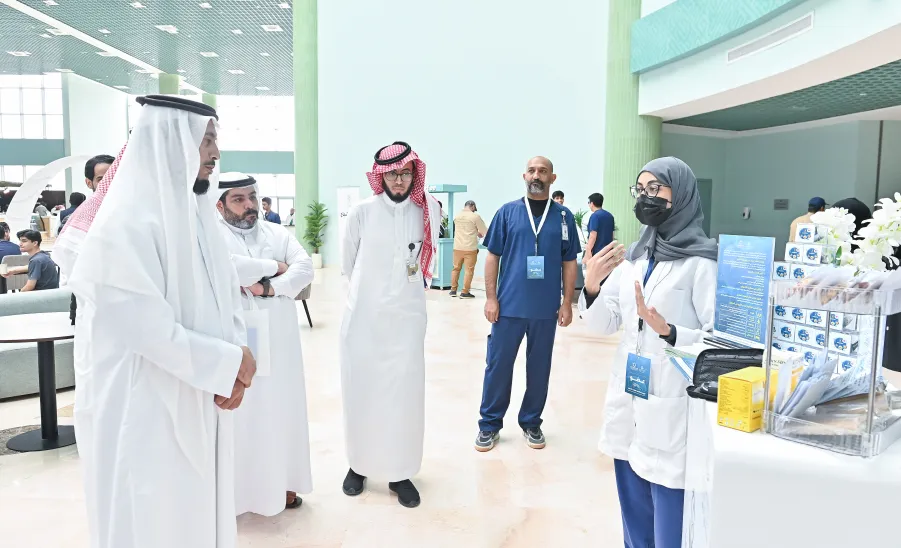 AN EXHIBITION HELD AT MU ON THE WORLD DIABETES DAY 2024 -  جامعة المجمعة