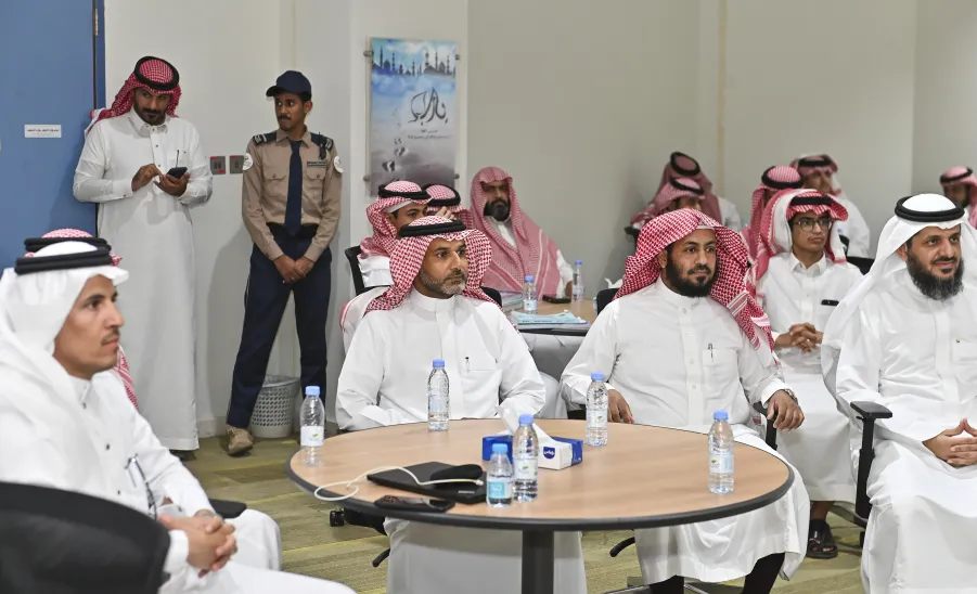 Mohammad Al-Fawzan Chair for Inheritance conducts a seminar on The Impact of Technology on Inheritance - وكيل الجامعة للدراسات العليا والبحث العلمي خلال ندوة علمية بعنوان "أثر التقنية على التركات"