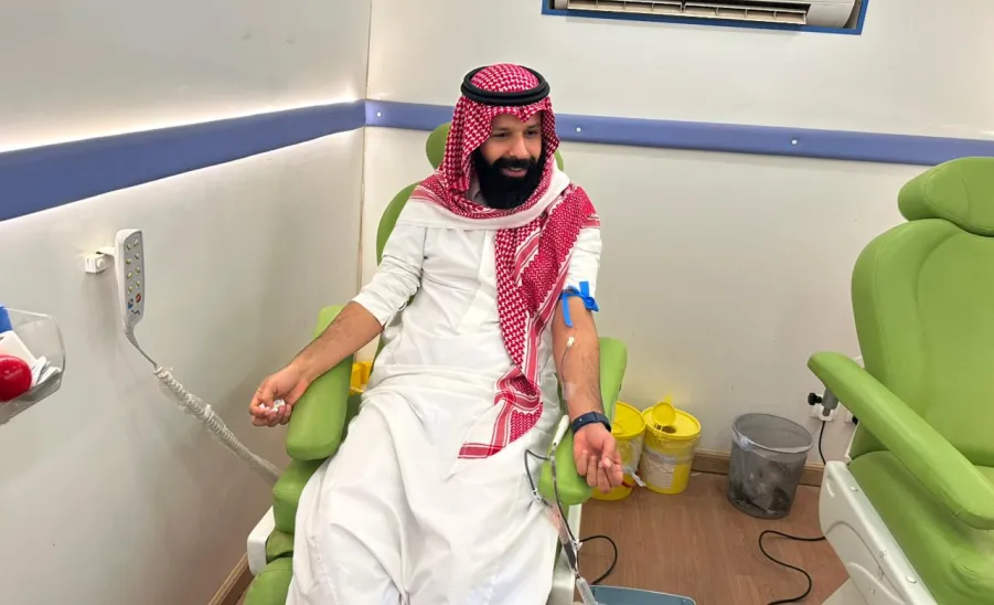 The Blood Bank Club launches a blood donation campaign at the flower festival in Huraymlaa - تبرع بالدم