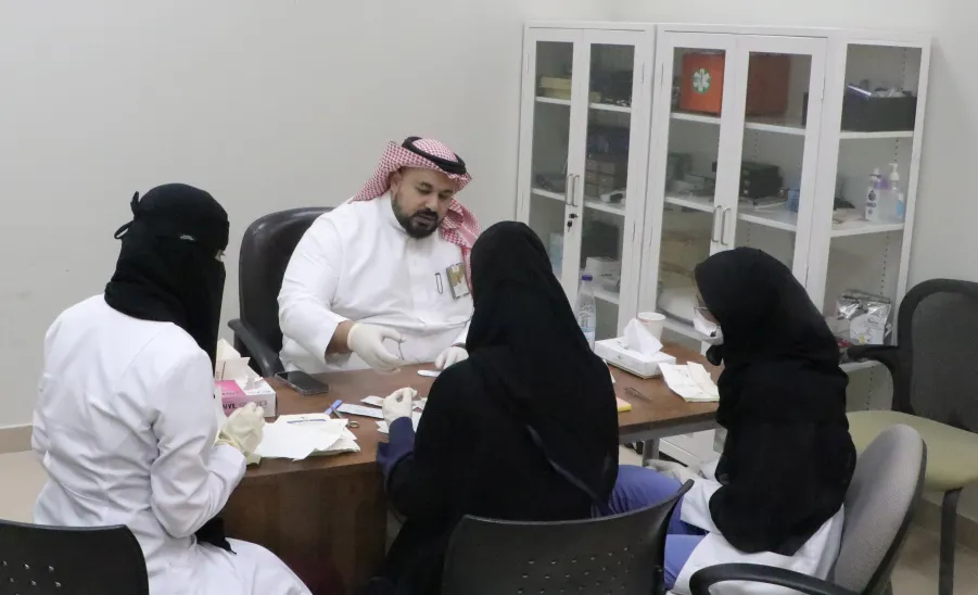 The College of Medicine holds a number of training courses in surgery in cooperation with Irtiqaa platform - كلية الطب تقيم عدد من الدورات التدريبية في الجراحة بالتعاون مع منصة ارتقاء