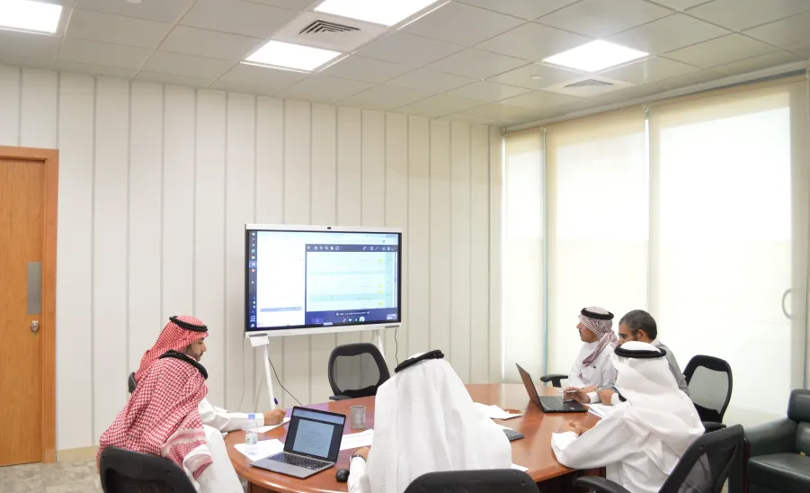اللجنة الدائمة للخطط والبرامج الدراسية تعقد اجتماعها برئاسة وكيل الجامعة للشؤون التعليمية - لجنة الخطط والمناهج