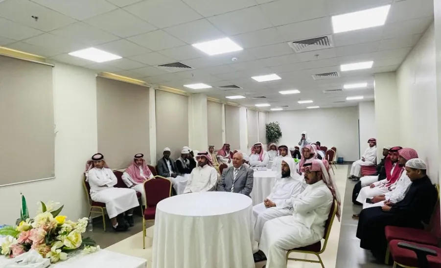 الكلية تنظم لقاء بعنوان : تبادل الثقافات والمعارف اللغوية بين طلاب المنح الدولية - كلية الشريعة والقانون