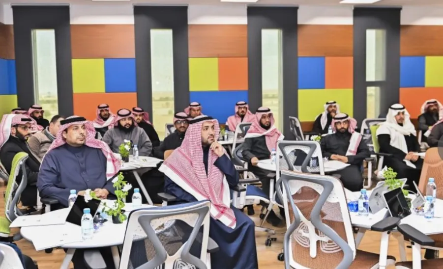 إدارة أوقاف الجامعة تقيم ورش عمل للتعريف بأوقاف الجامعة وعوامل نجاحها وبناء التوجهات الإستراتيجية لها - ألاوقاف 
