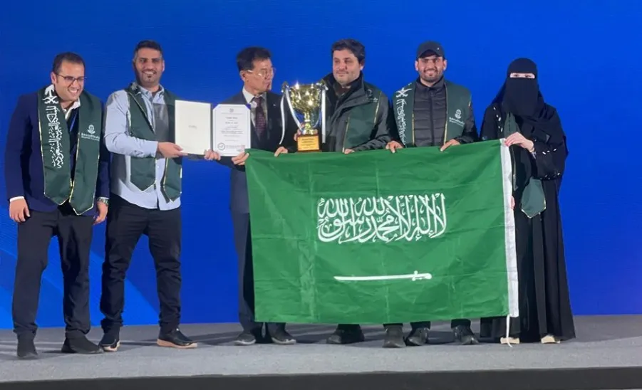الجامعة تحقق جوائز عالمية في معرض SIIF 2024 - #