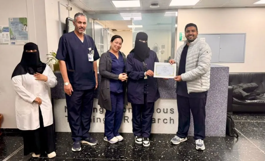  A student of College of Nursing honored for winning the best internship student at Prince Sultan Military Medical City - تكريم إحدى طالبات كلية التمريض كأفضل طالبة امتياز في مدينة الأمير سلطان الطبية العسكرية