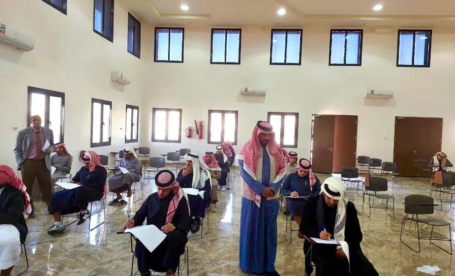 المدراء التنفيذيين بفروع الكلية التطبيقية في جولات تفقدية لقاعات الاختبارات النهائية للفصل الدراسي الأول من العام 1446 هـ - الاختبارات 