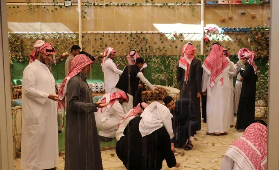Students of Applied College visit the Birush Ornamental Bird Sanctuary in Ghat -  طلاب الكلية التطبيقية بالمجمعة يزورون محمية بيروش بالغاط