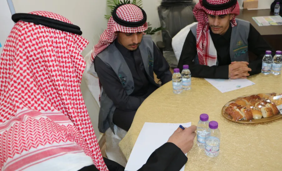 Applied College students visits Takdeer Association for Elderly  - زيارة