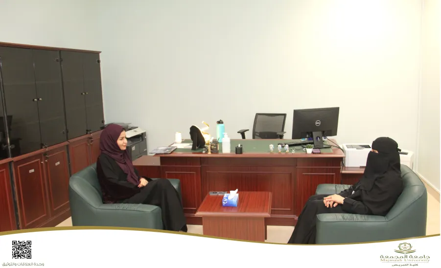 وكيلة كلية التمريض لشطر الطالبات تزور مركز شؤون الخريجين ودعم التوظيف بالجامعة - وكيلة كلية التمريض لشطر الطالبات تزور مركز شؤون الخريجين ودعم التوظيف بالجامعة