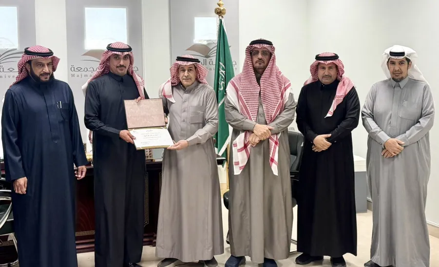 The General Administration of Strategic Planning honors its employees  -  .
