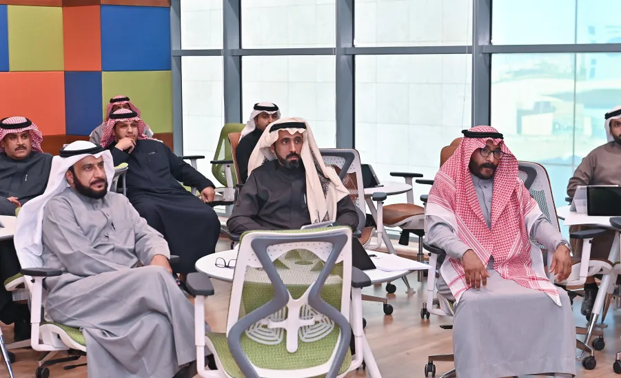 الإدارة تقيم ورشة عمل بعنوان : إدارة المكاتب وسكرتاريا الإدارة العليا -  .