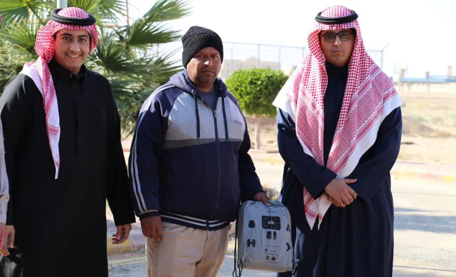 الكلية التطبيقية تنظم مبادرة "كسوة الشتاء" لدعم عمال النظافة والصيانة - كسوة