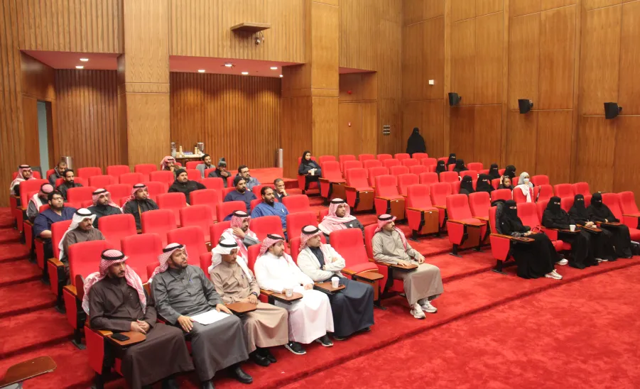 كلية التمريض تنظم لقاءً لطلاب وطالبات برنامج التجسير -  كلية التمريض تنظم لقاءً لطلاب وطالبات برنامج التجسير