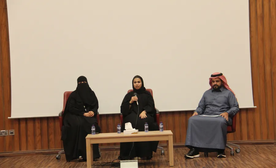 كلية التمريض تنظم لقاءً لطلاب وطالبات برنامج التجسير -  كلية التمريض تنظم لقاءً لطلاب وطالبات برنامج التجسير