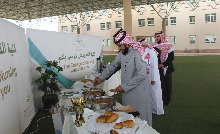 The College of Nursing organized an outdoor event during winter  - كلية التمريض تنظم فعالية "حي الشتاء"