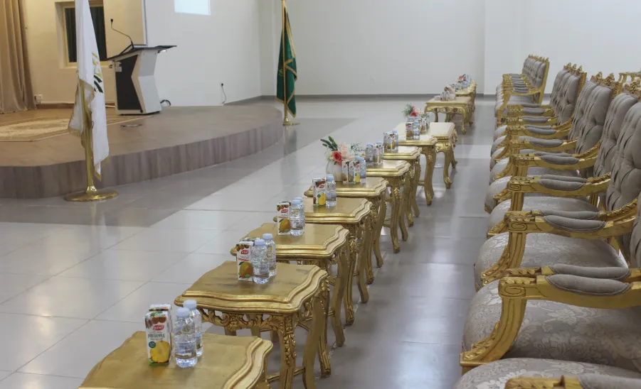وكيلة كلية التمريض لشطر الطالبات تلتقي بطالبات السنة التحضيرية - وكيلة كلية التمريض لشطر الطالبات تلتقي بطالبات السنة التحضيرية