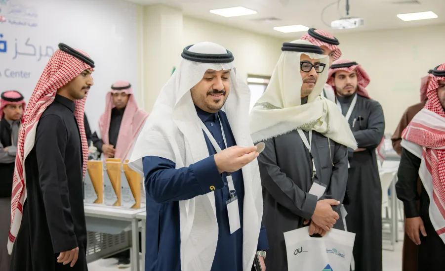 الرئيس التنفيذي للكلية التطبيقية يحضر الاجتماع السنوي الخامس للكليات التطبيقية - اجتماع 