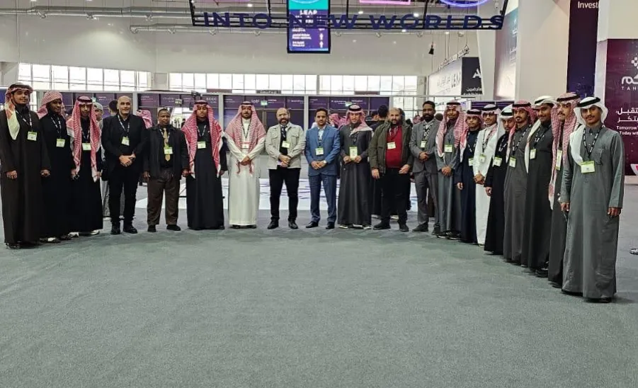 The College of Applied College organizes a student visit to the LEAP 2025 conference  -  زيارة 